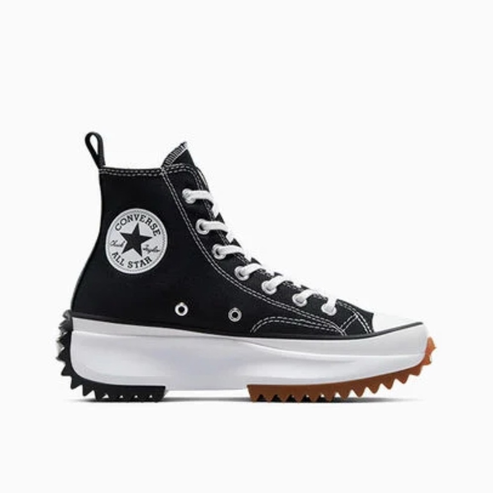 Converse Run Star Hike Canvas Platform
Women’s 8.5 / men’s 7
Excellent condition